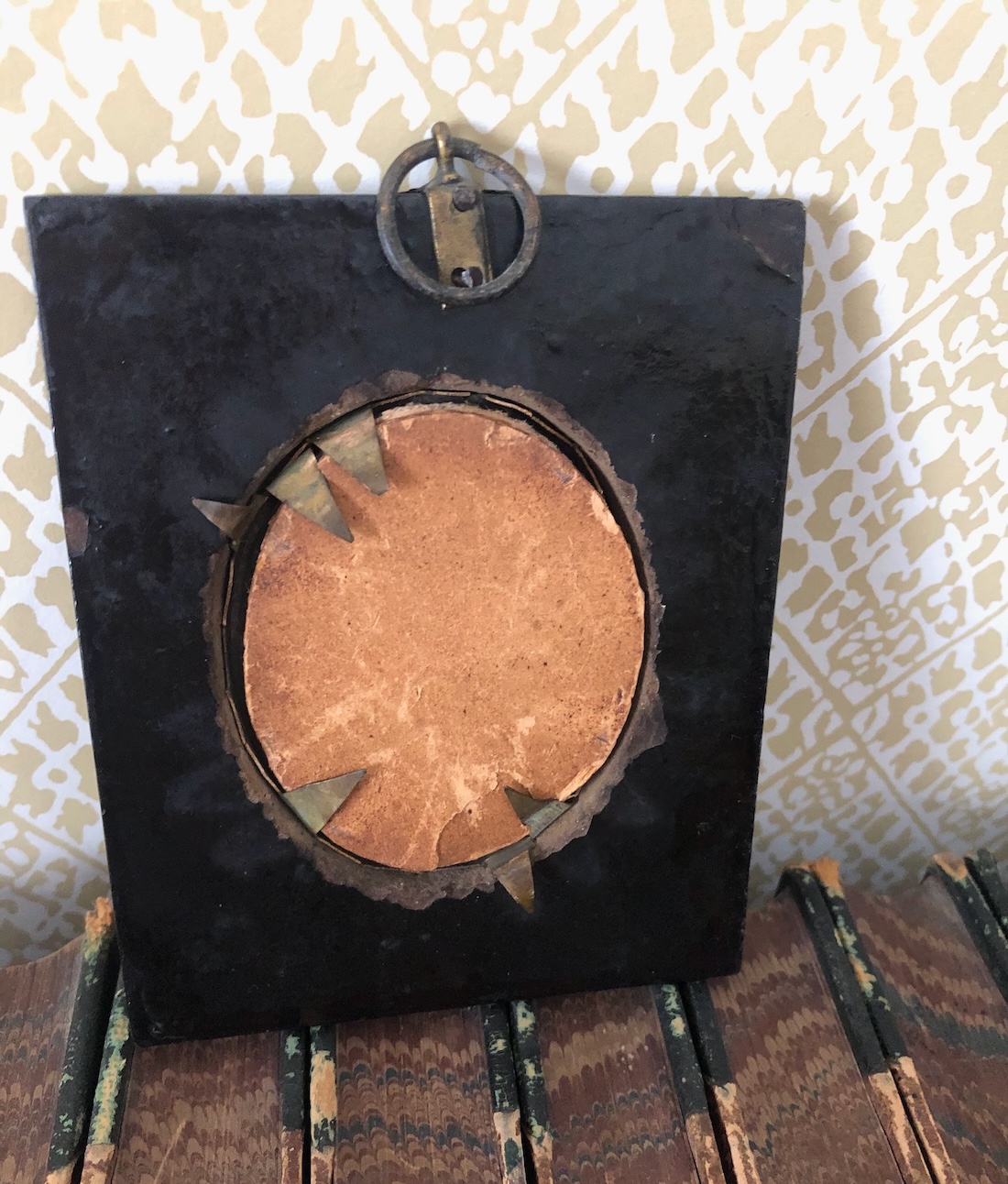 A Georgian Portrait Miniature of a Young Child c. 1810 - Image 3