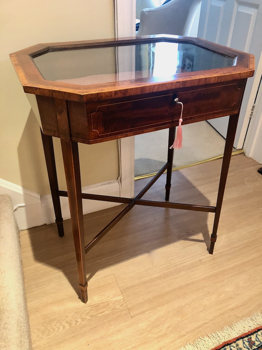Edwardian Inlaid Bijouterie Display Table c.1910 - Image 7