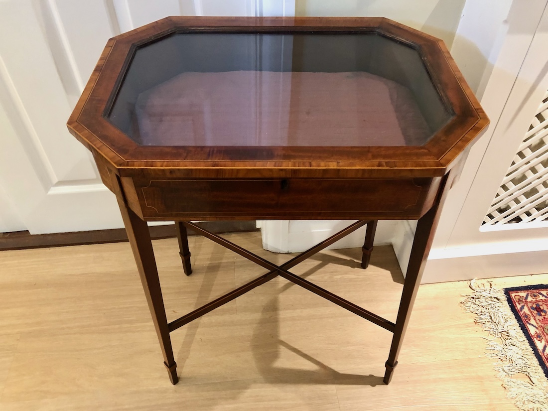 Edwardian Inlaid Bijouterie Display Table c.1910 - Image 3