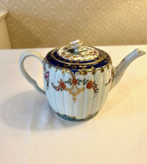 1st Period Worcester Reeded Polychrome Teapot c.1770